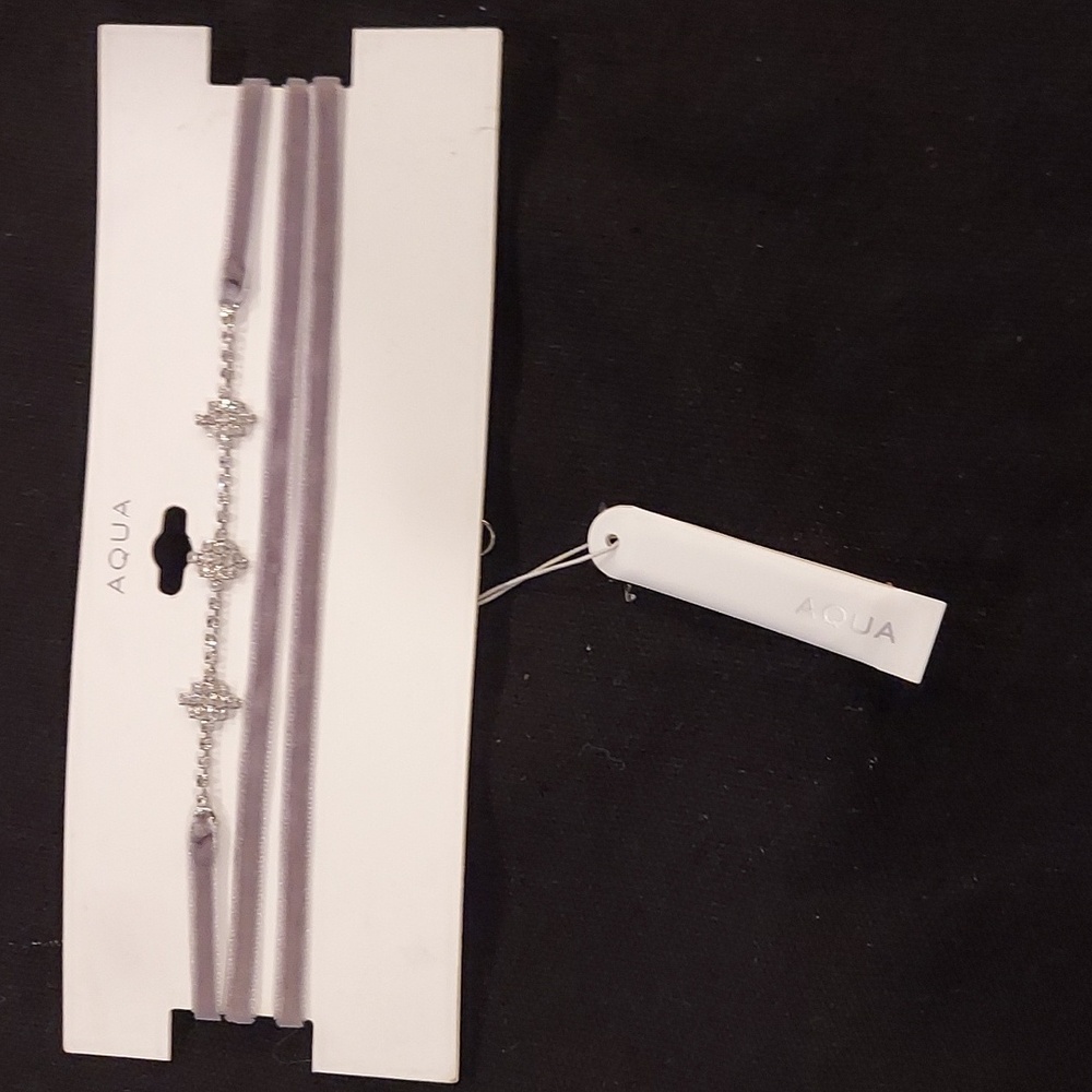NWT Choker